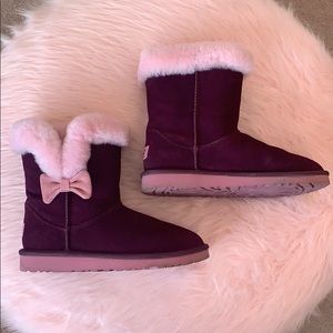 UGGS